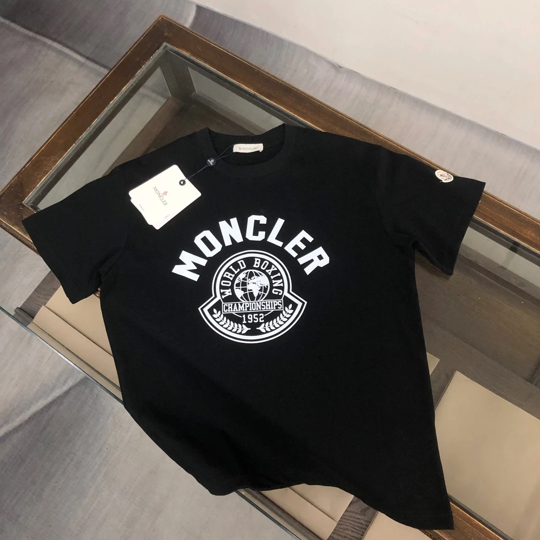 Moncler T-Shirt — bafbf932
