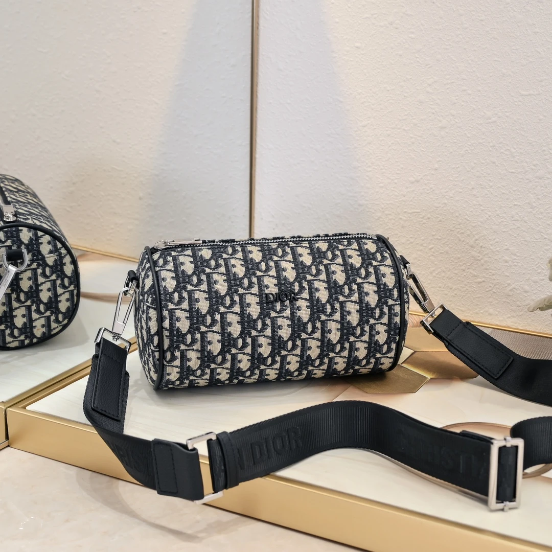 Dior Bag — 4901b0d8