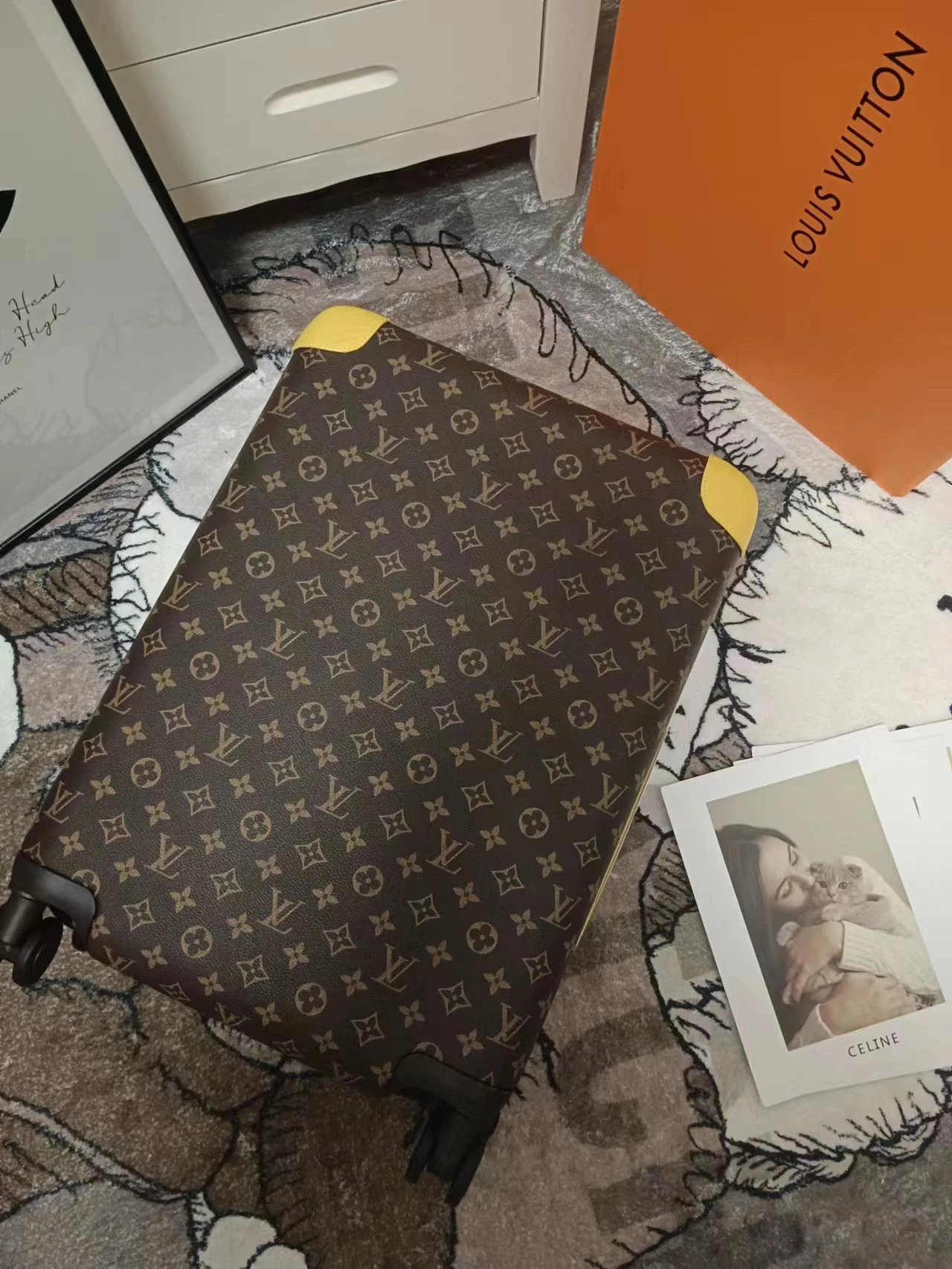 Luggage — b505774f