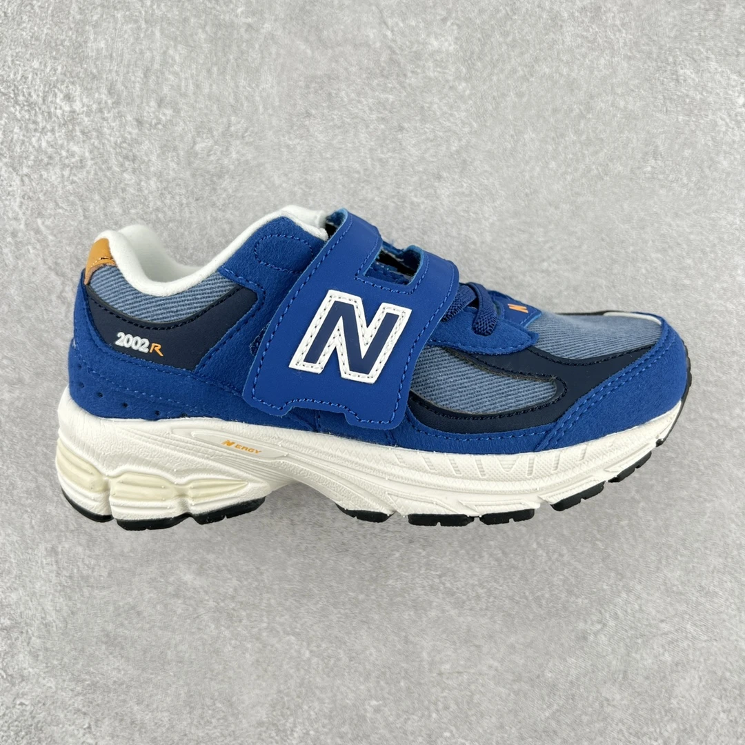 New Balance Shoes — 4702ffc6