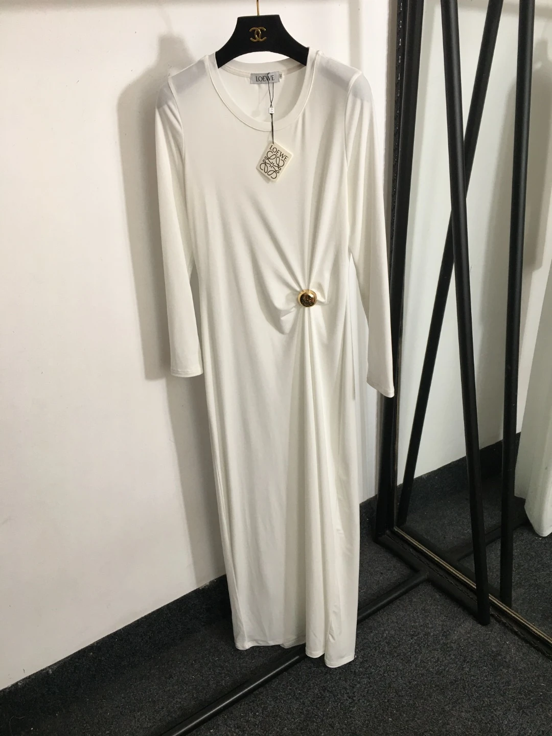 Dresses — c132b5fc