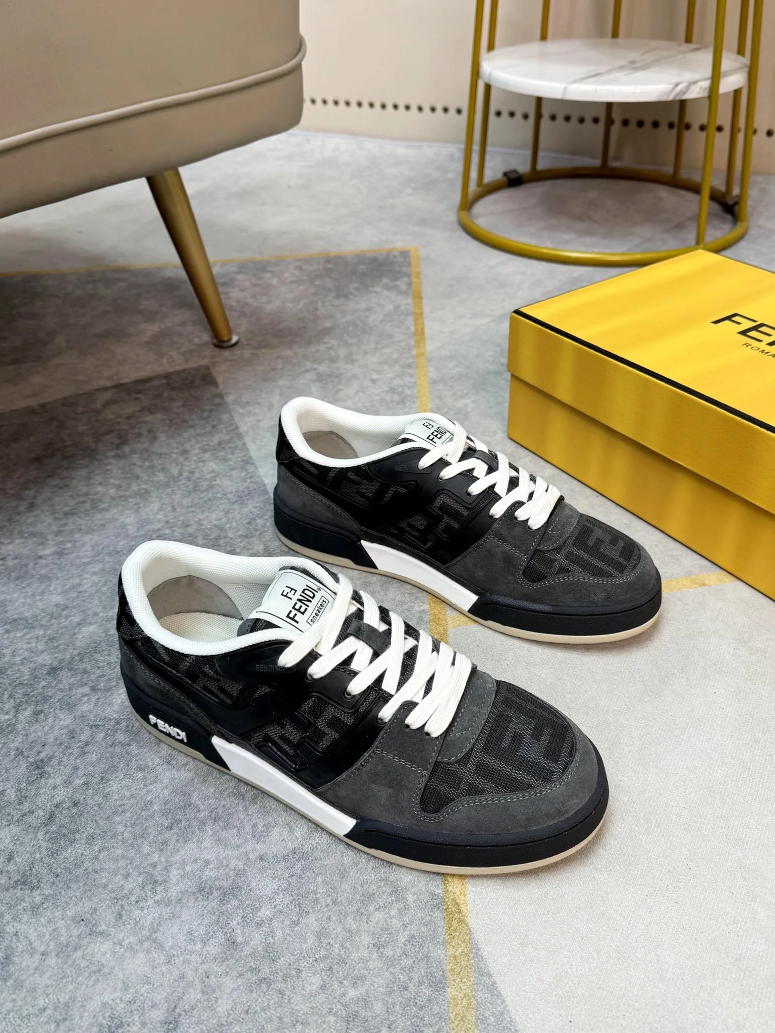 Fendi Sneakers — 0f5e90e8