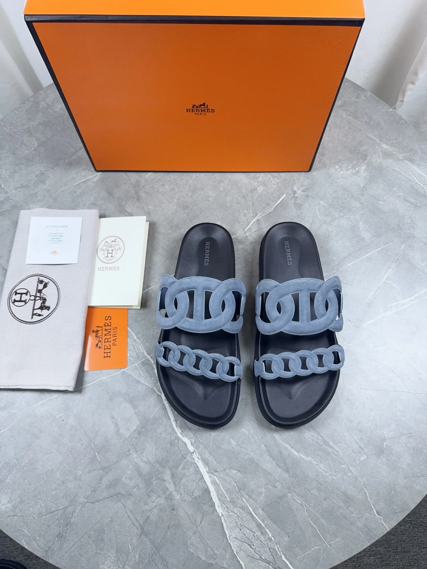 Hermès Slippers — cd687c7c