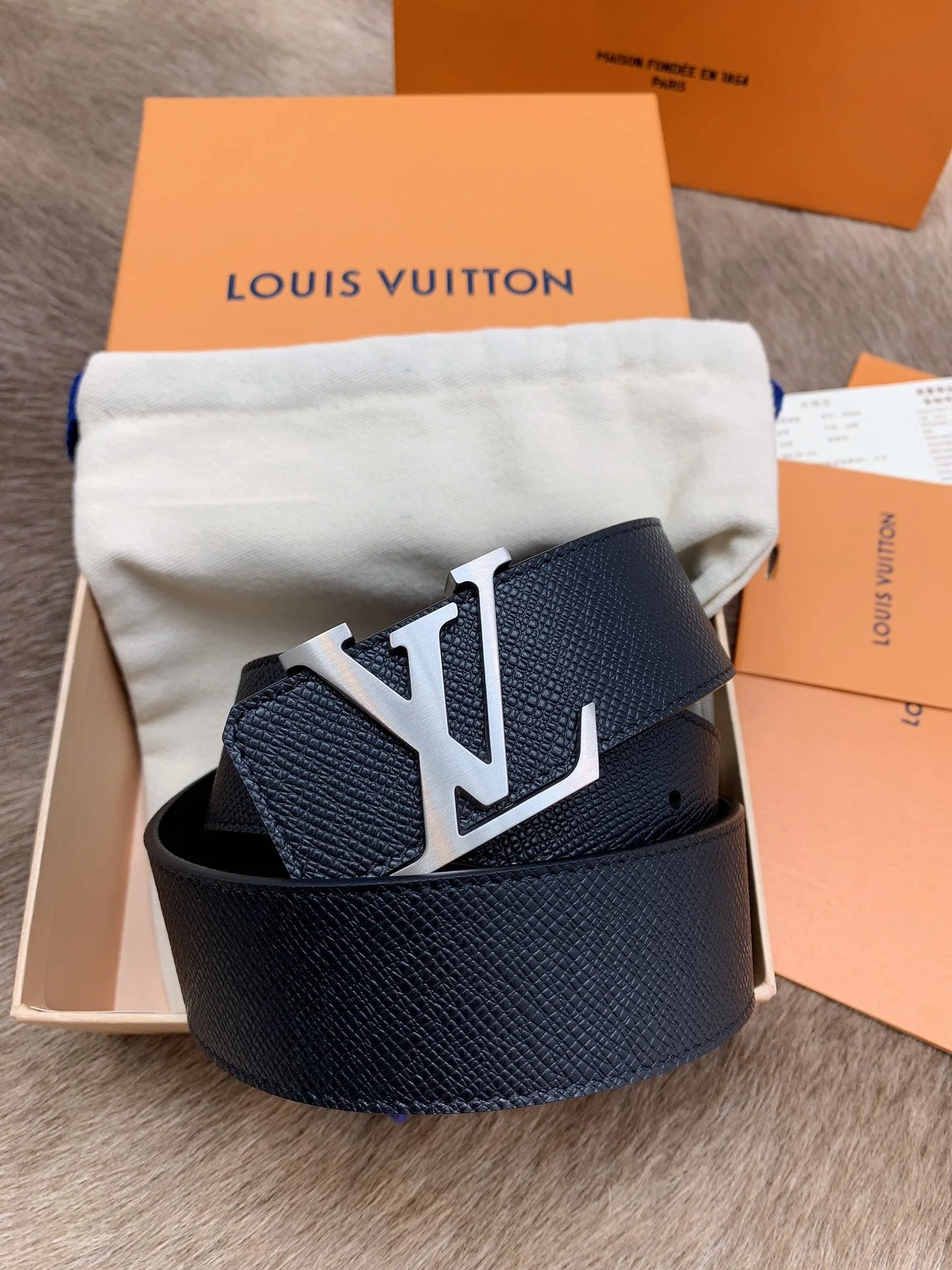 Louis Vuitton Belt — f788c2cd