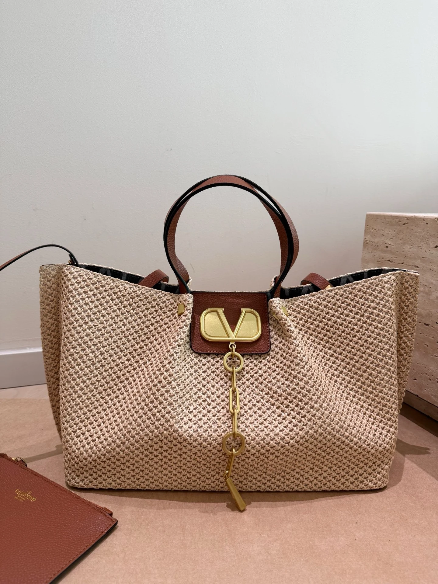 Valentino Bag — b7b2ad8a
