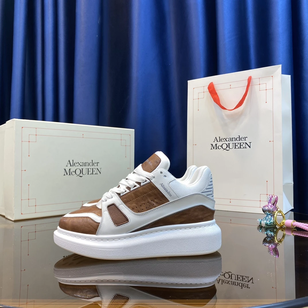 Alexander McQueen Sneakers — e6d20318
