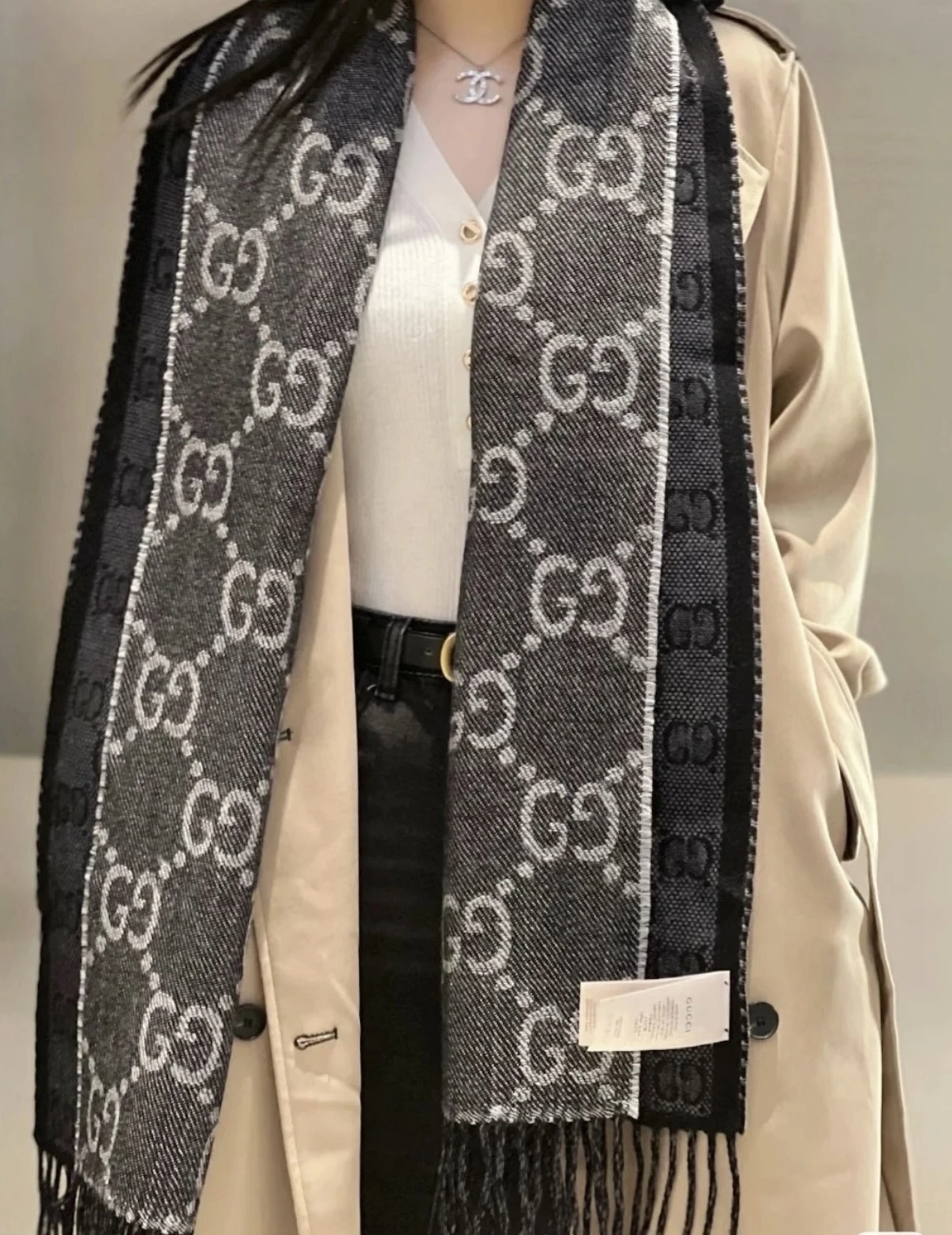 Gucci Scarves — 0df06839