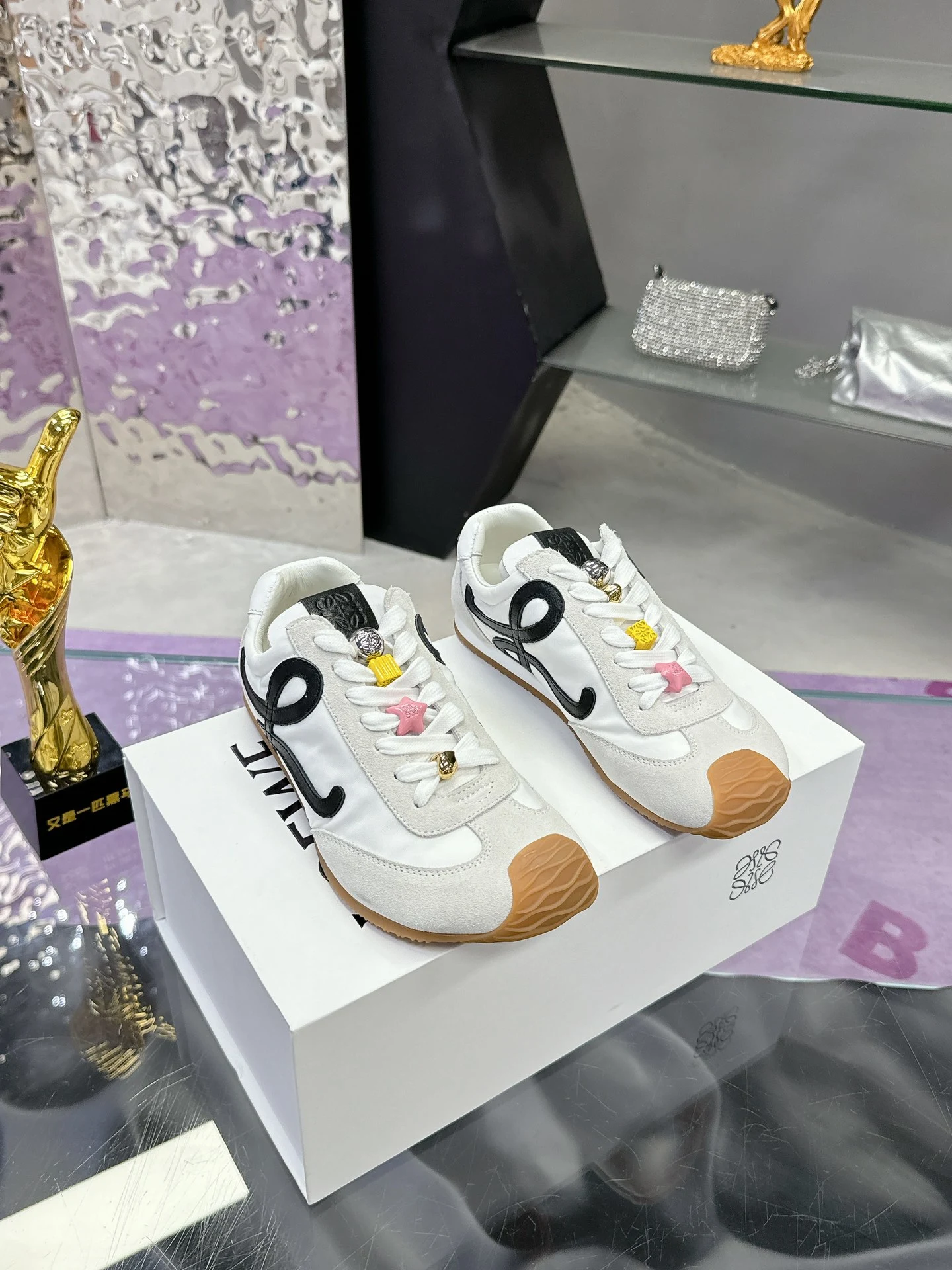 Loewe Sneakers — 6a930241