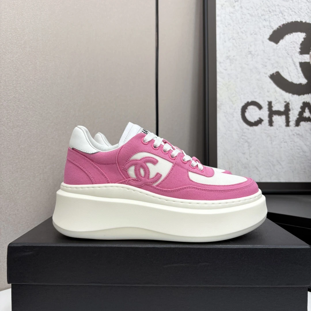 Chanel Sneakers — 39cd1181