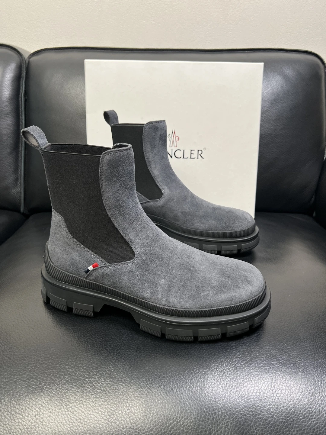 Moncler Boots — fabbf85a