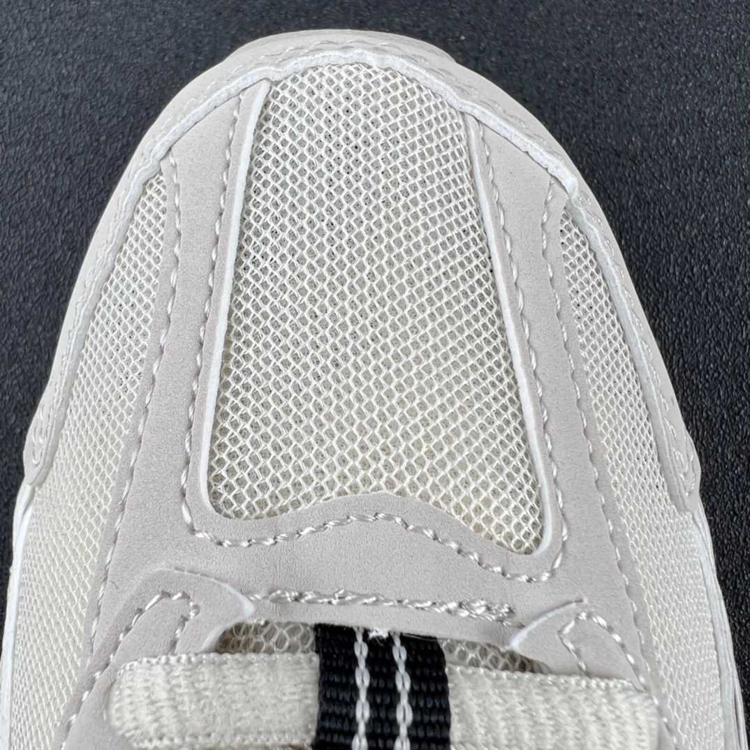 New Balance Shoes — f90d8aa7