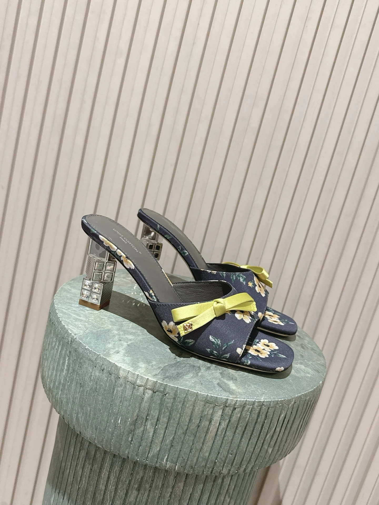Louis Vuitton Sandals — a4fd5808
