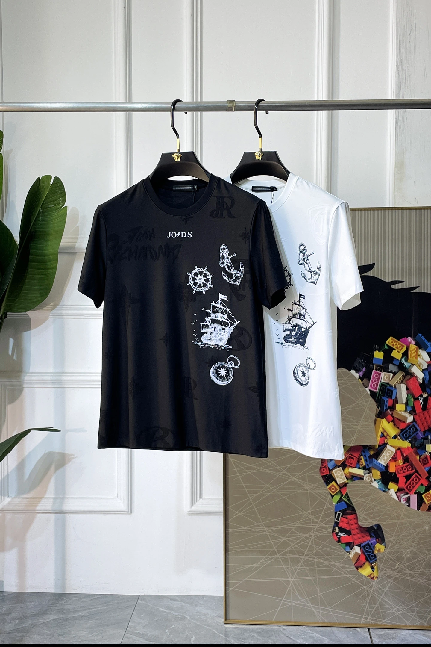 Prada T-Shirt — c8a211fe
