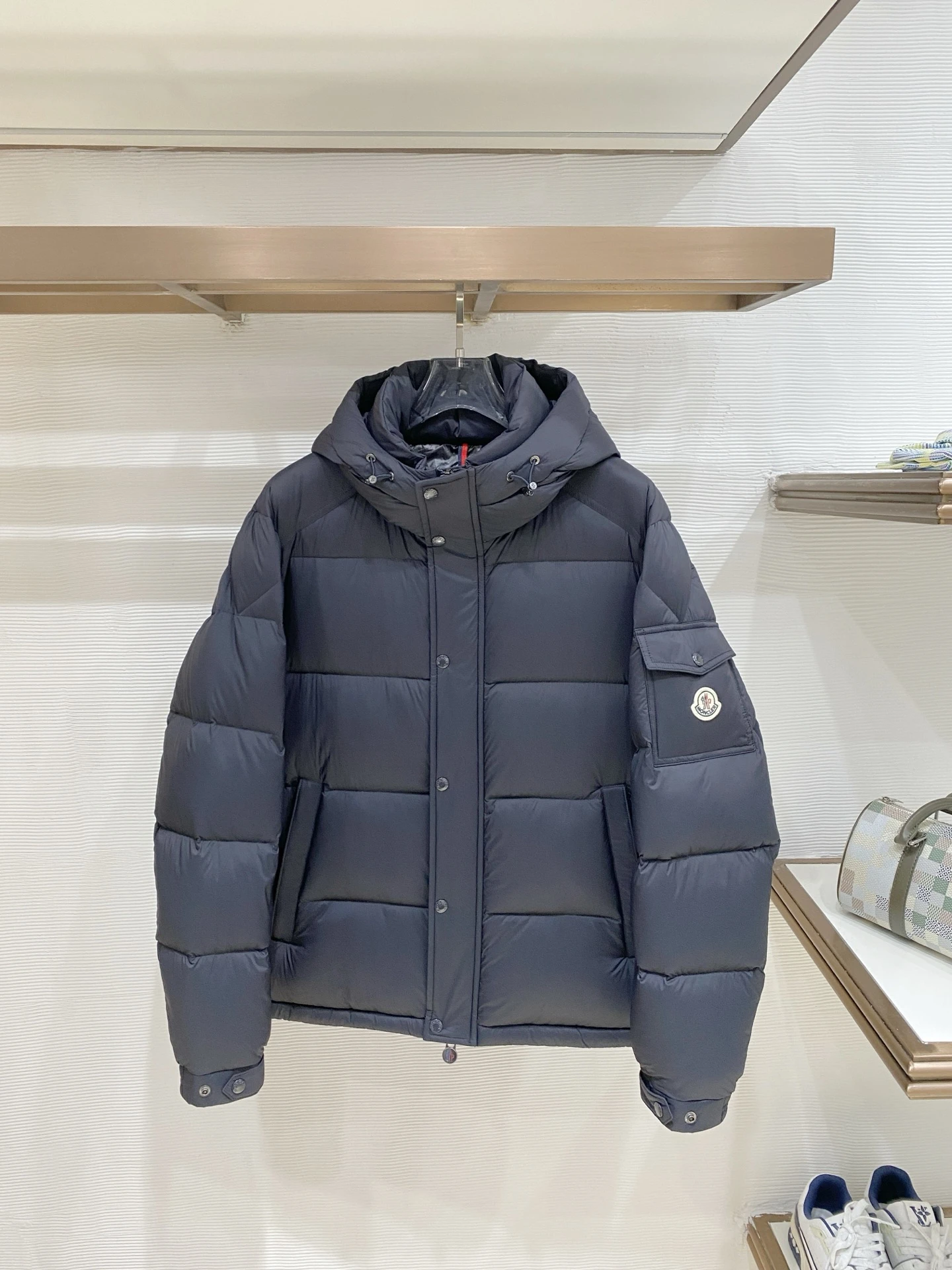 Moncler Down Jacket — 3af446f3