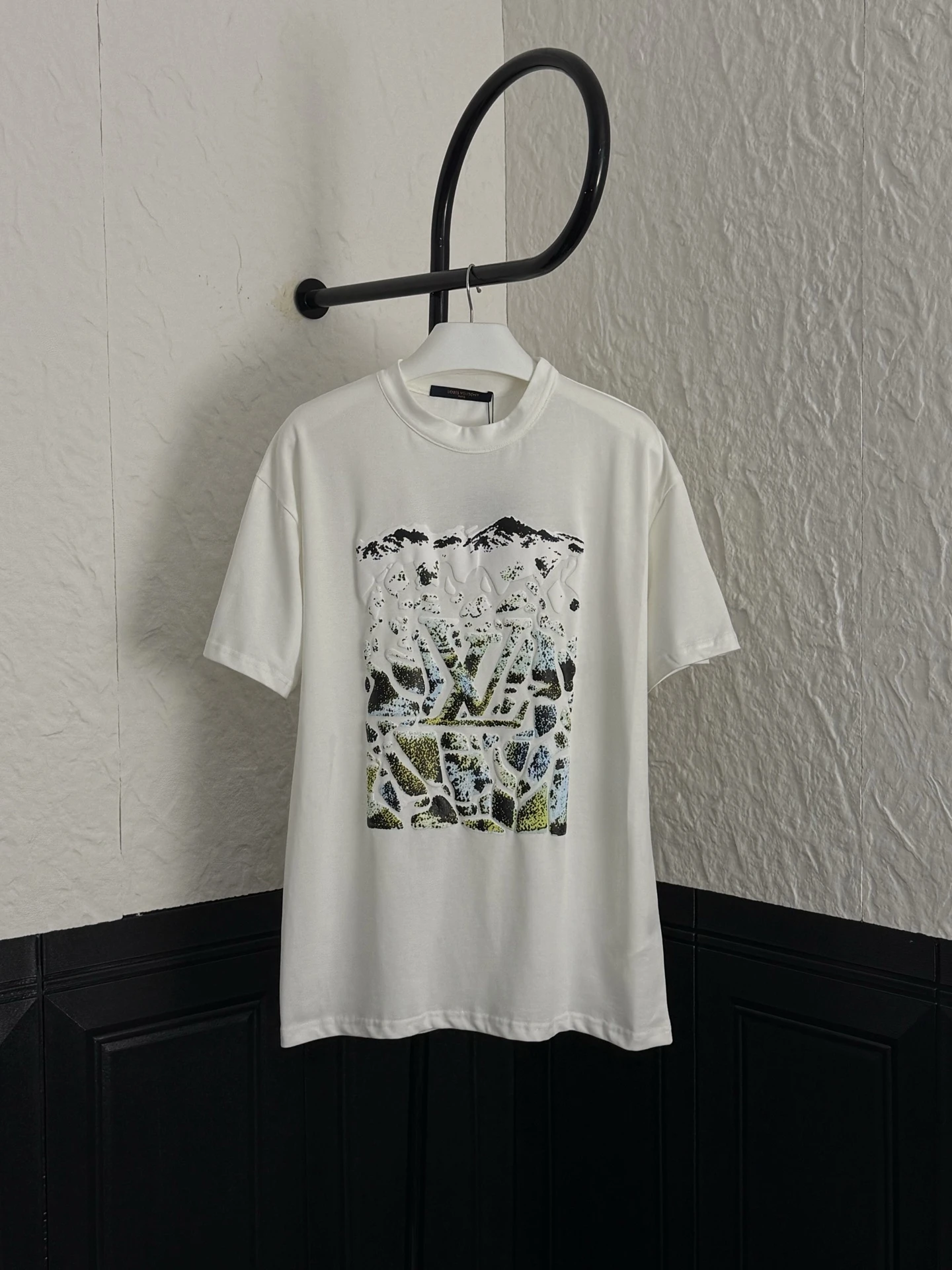Louis Vuitton T-Shirt — fb43ad60