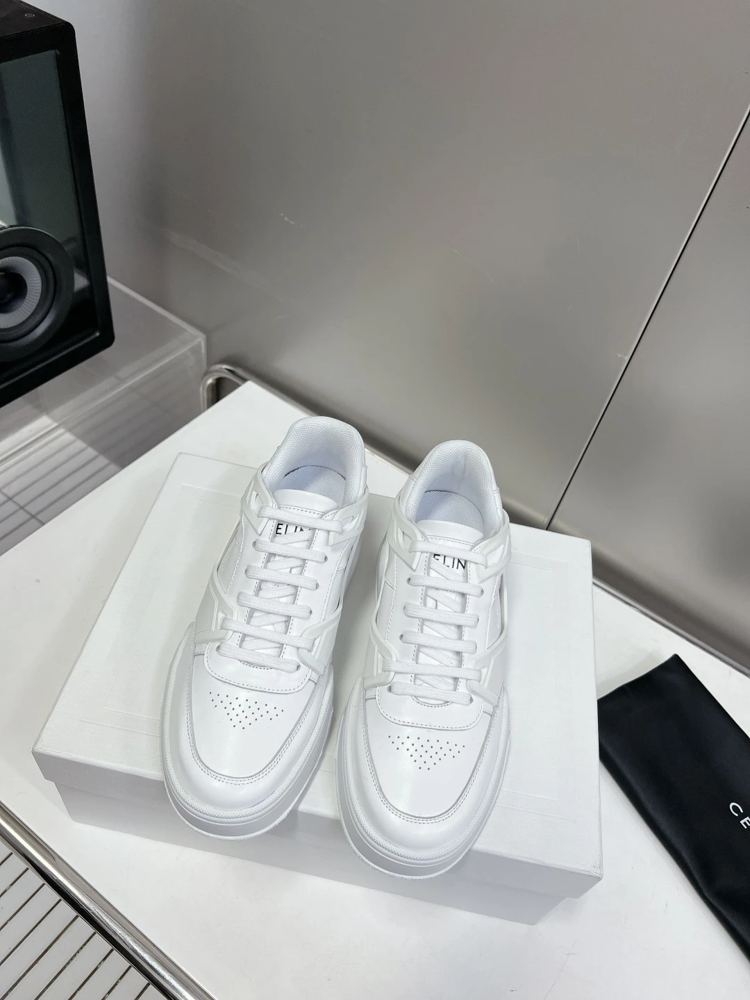 Celine Shoes — db22a2c4
