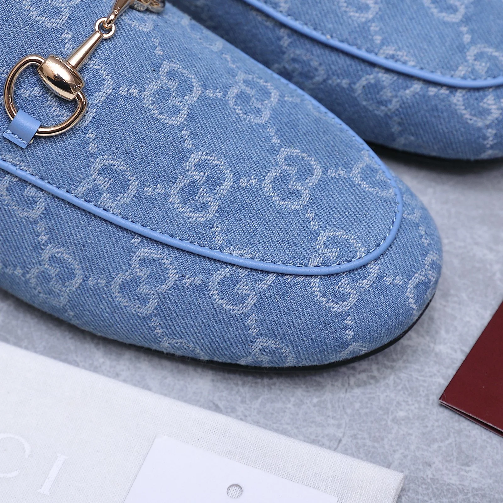 Gucci Loafers — 236493d9