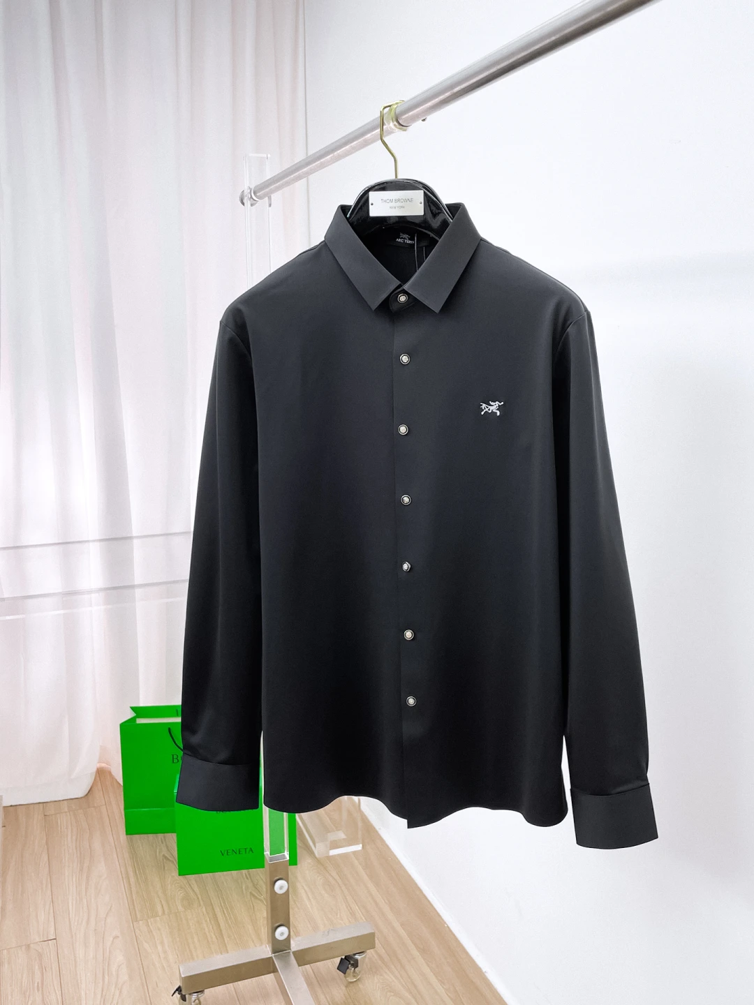 Shirts — 5bc176a3