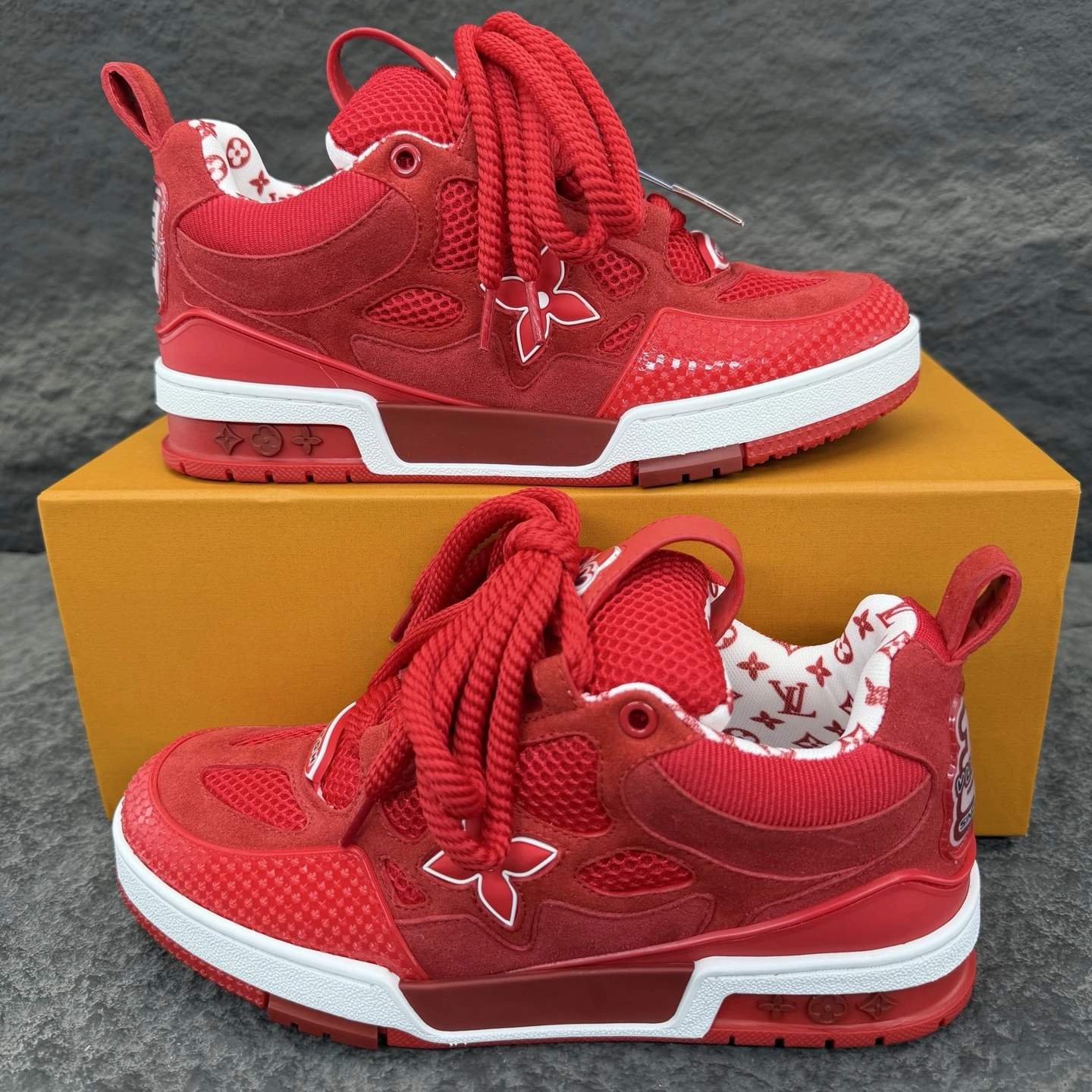 Louis Vuitton Sneakers — 91eb26a3