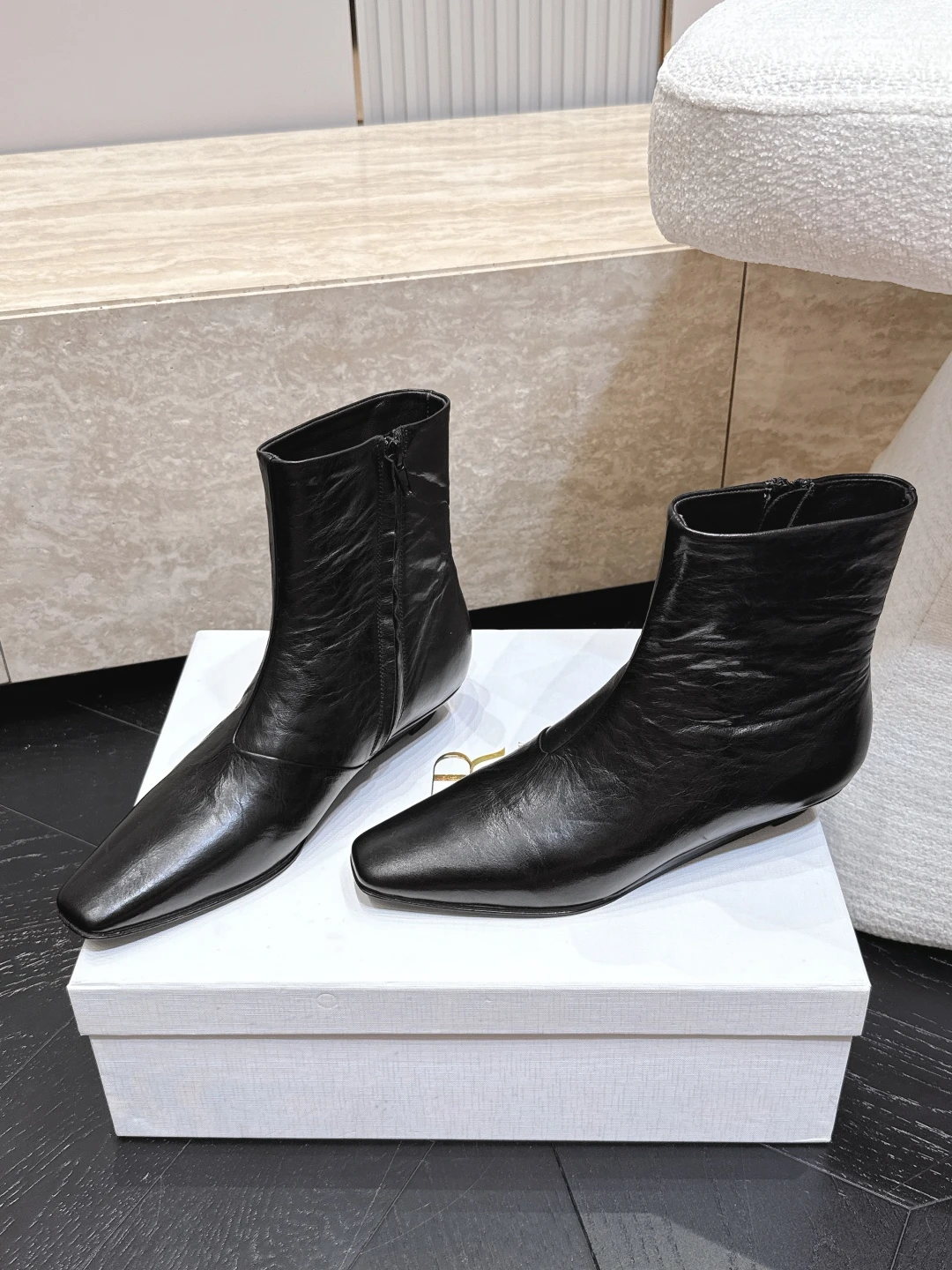 Boots — 3444b256