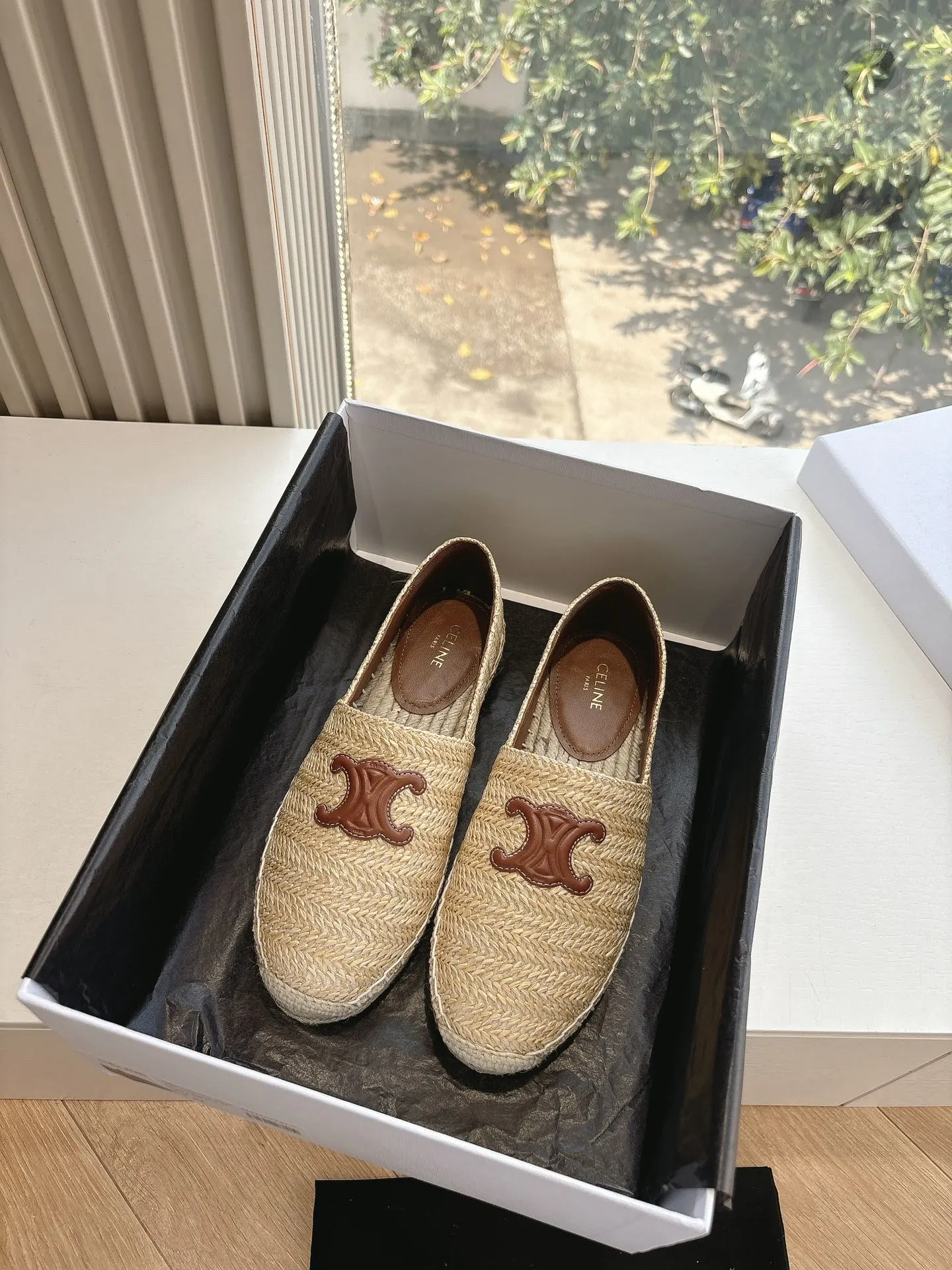 Celine Sneakers — b91a31c8