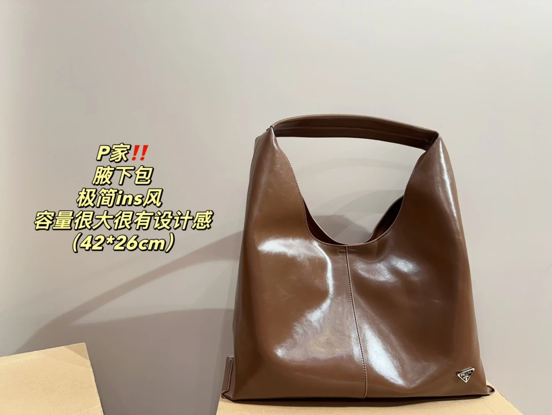 Prada Bag — 396cd653