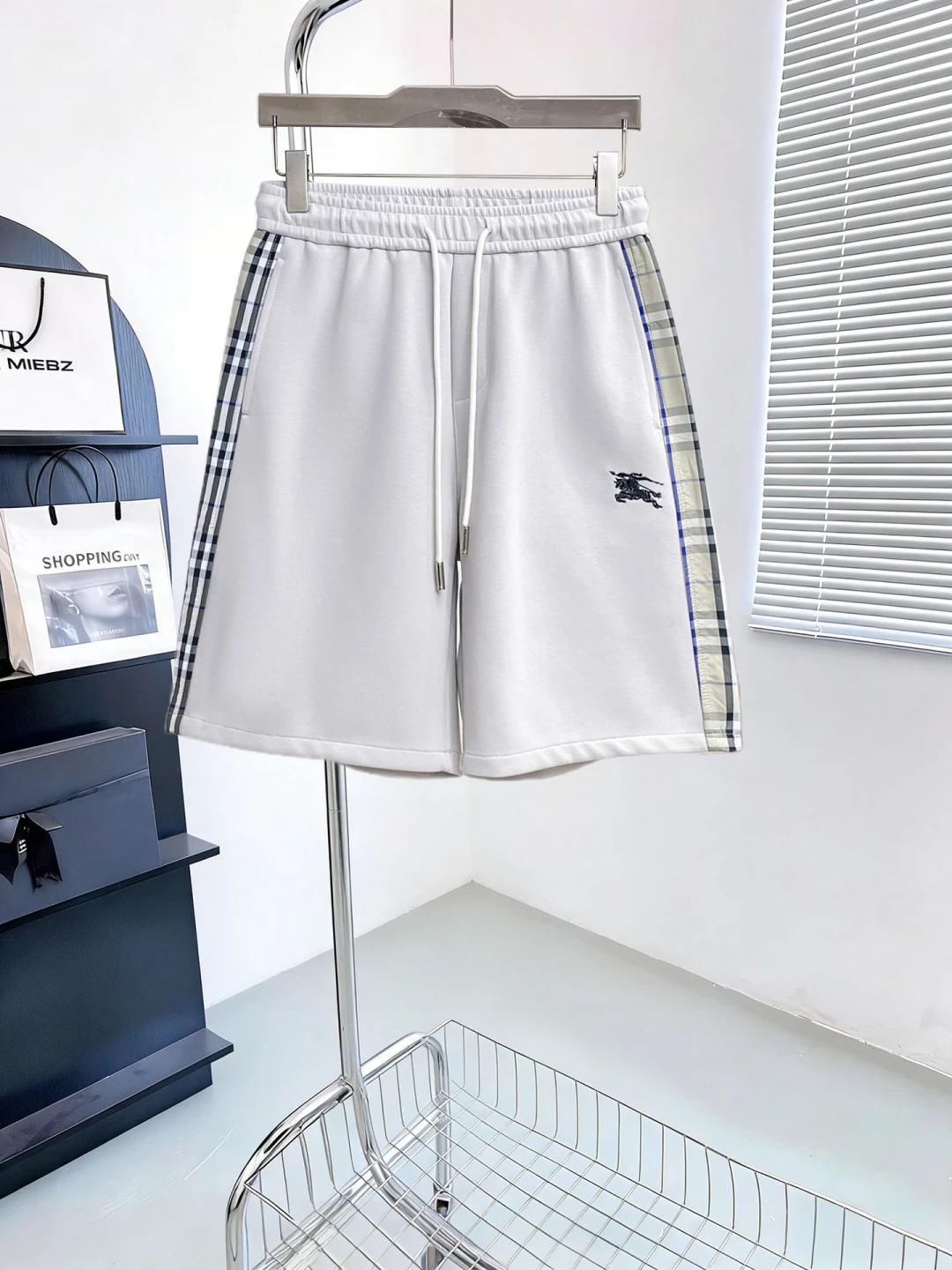Burberry Shorts — 0a914306