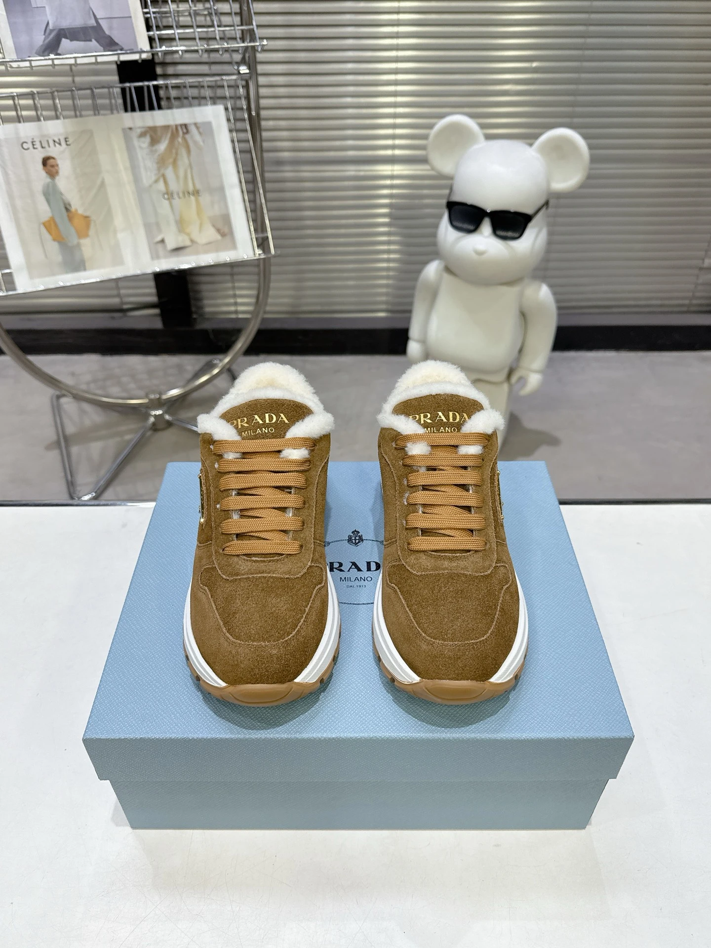 Prada Sneakers — b1ddc900