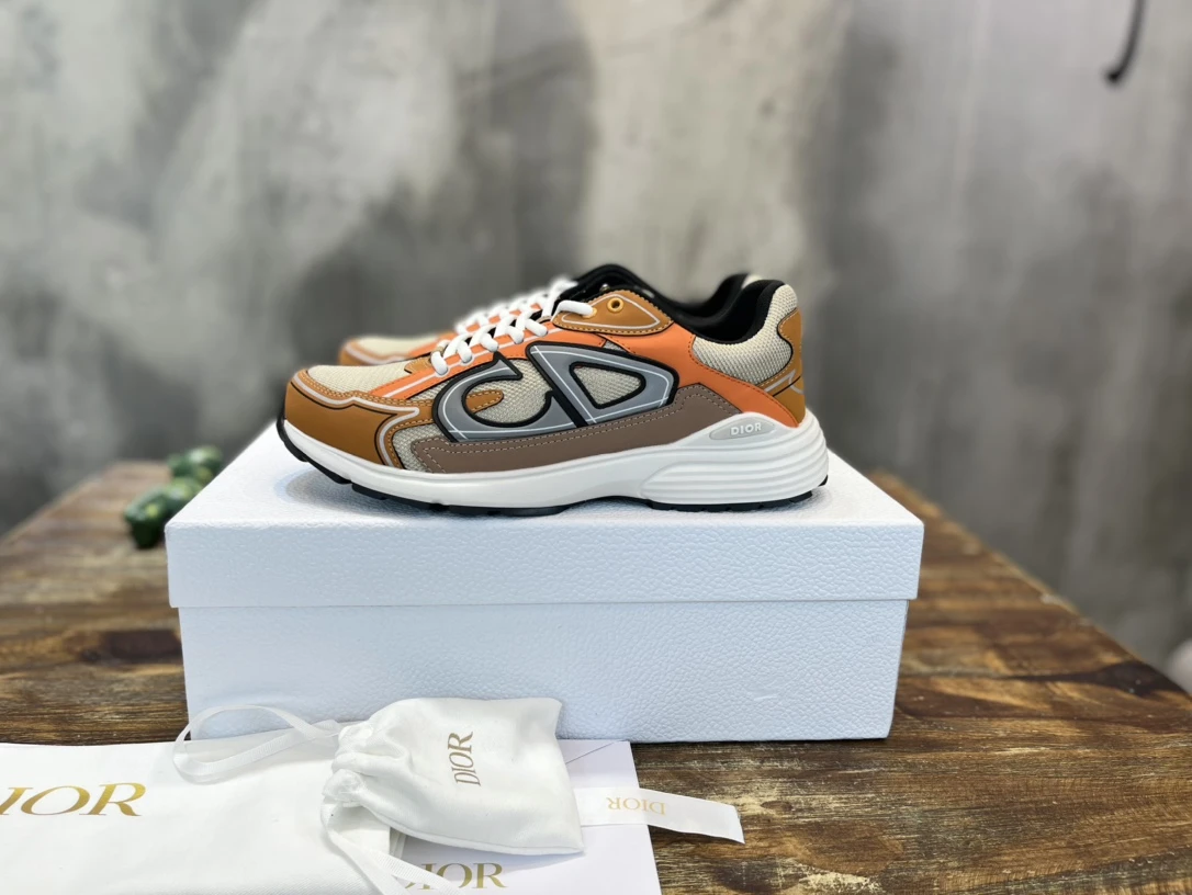 Dior Sneakers — 242c3c94
