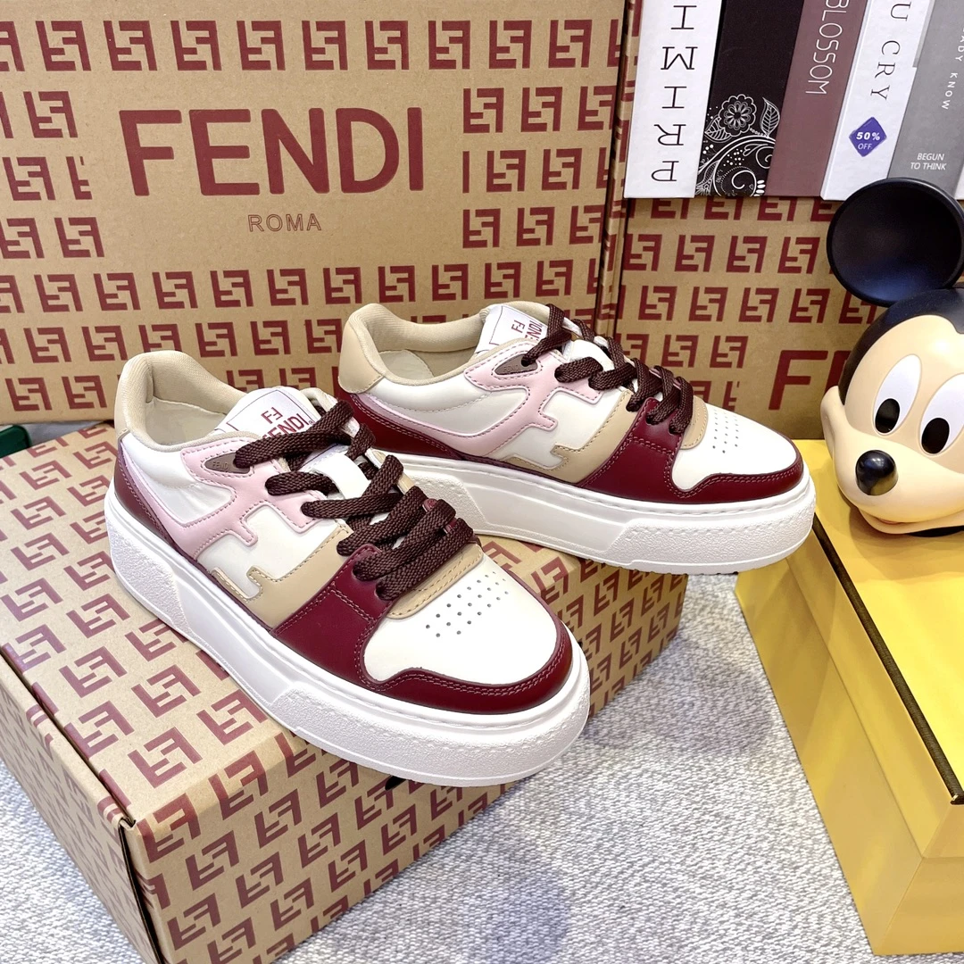 Fendi Sneakers — 775c25d2