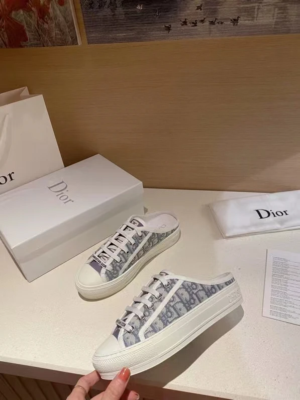 Dior Shoes — 70860670