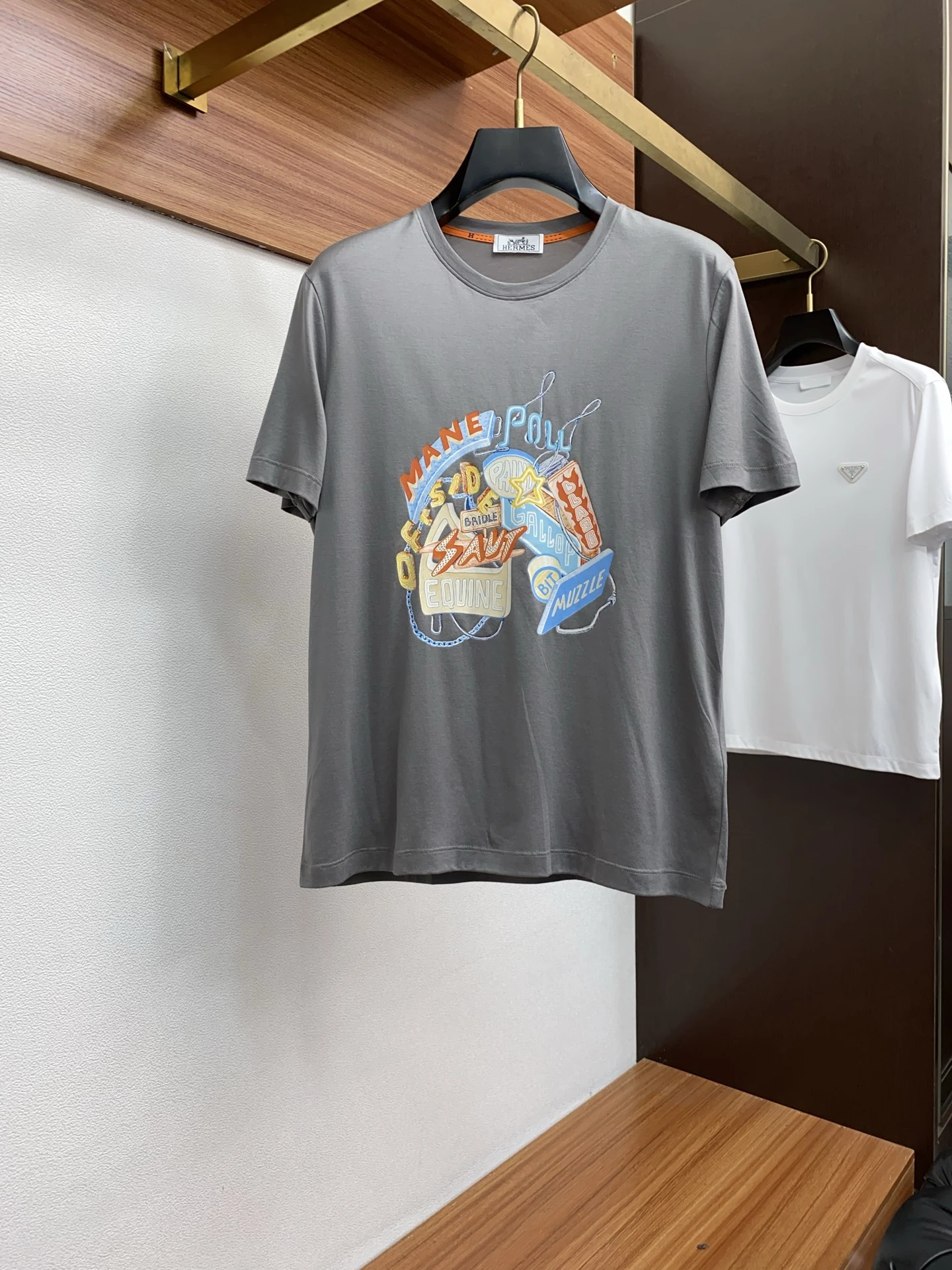 Hermès T-Shirt — b32e5a0d