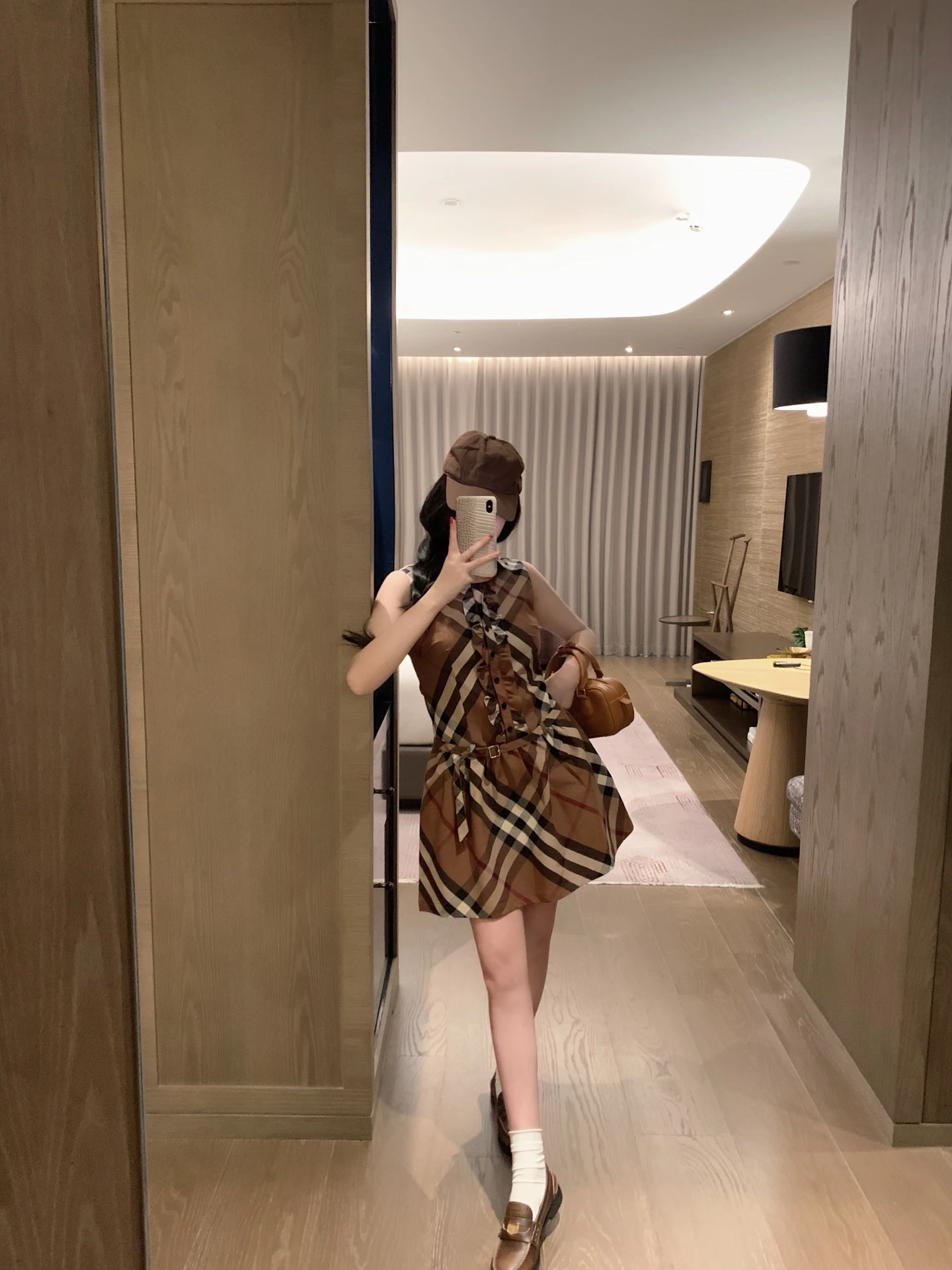 Dresses — c1b0f99b