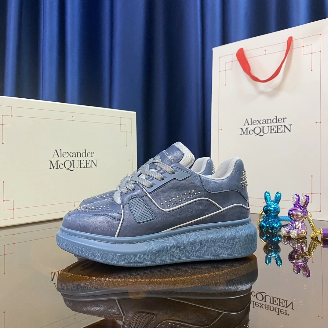 Alexander McQueen Sneakers — adb0c9f8