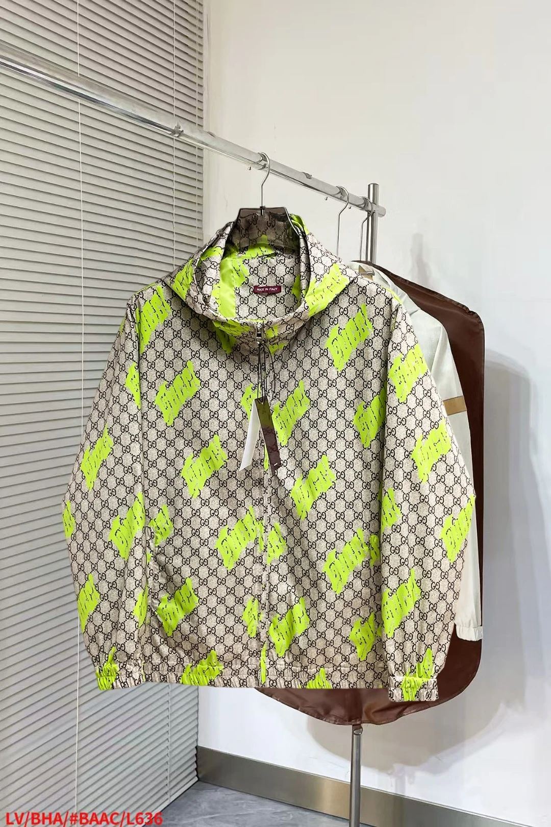 Gucci Jackets — e09e70fb