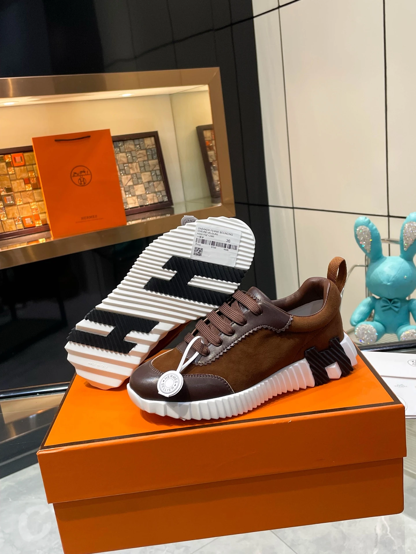 Hermès Sneakers — be497c12