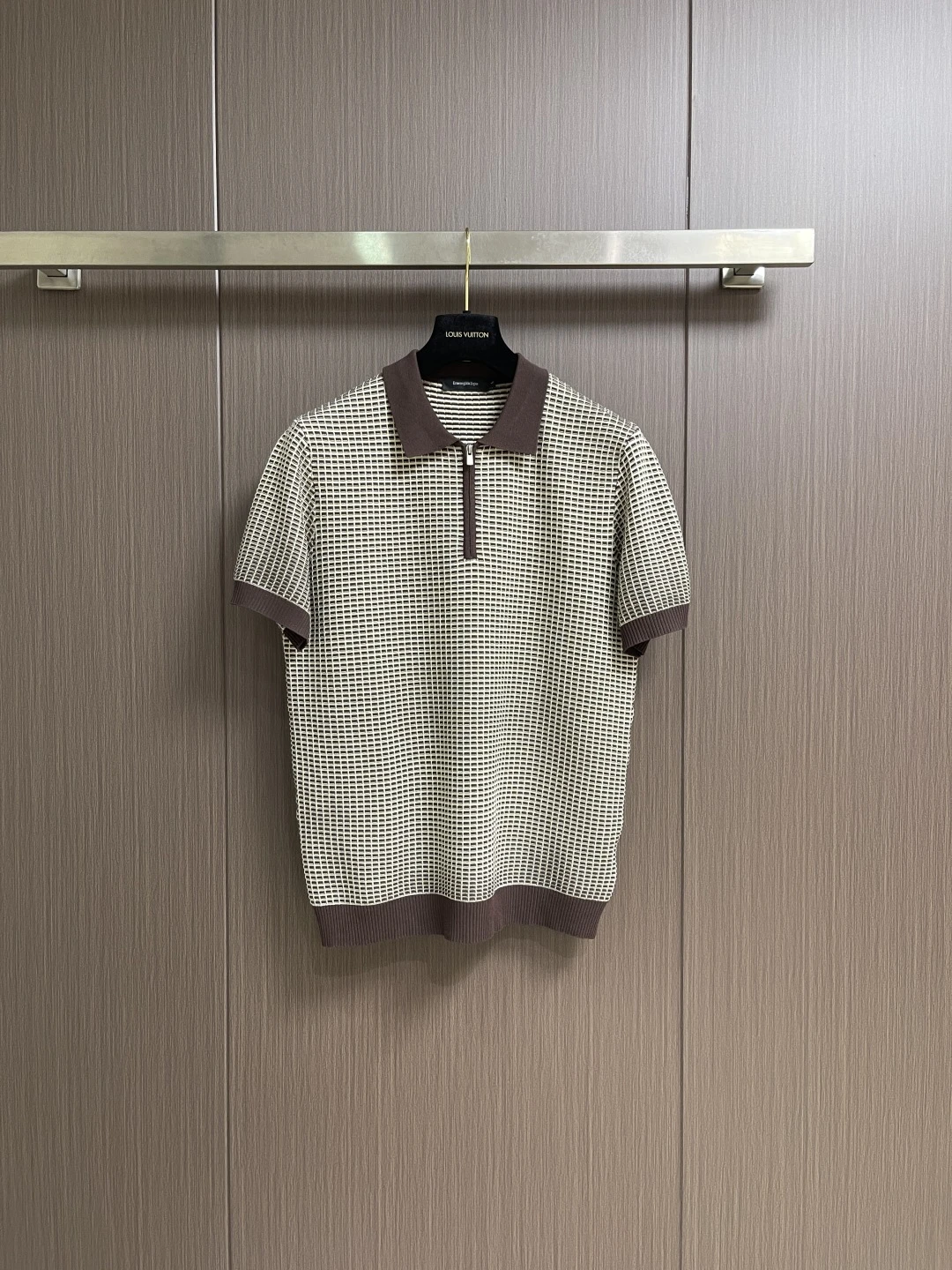 Louis Vuitton T-Shirt — 3d9102b3