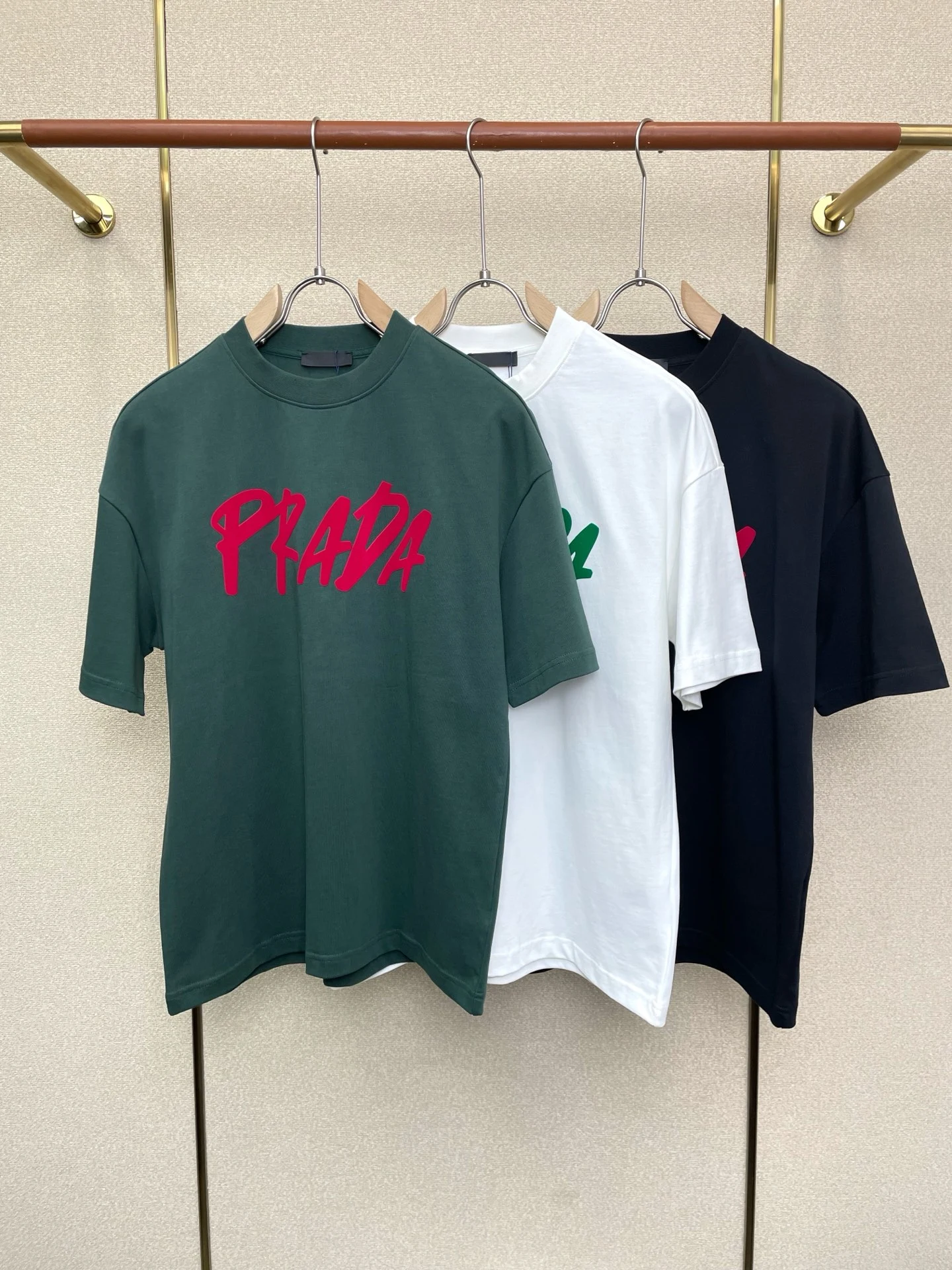 Prada T-Shirt — d554b808