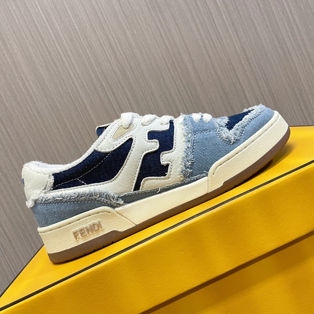 Fendi Sneakers — 7531ff74