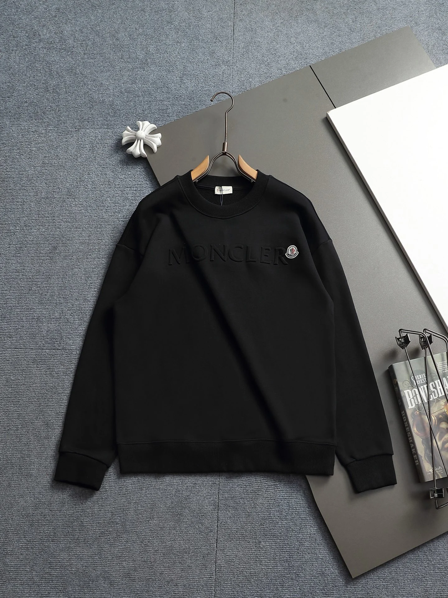 Moncler Sweatshirts — 02e5d024