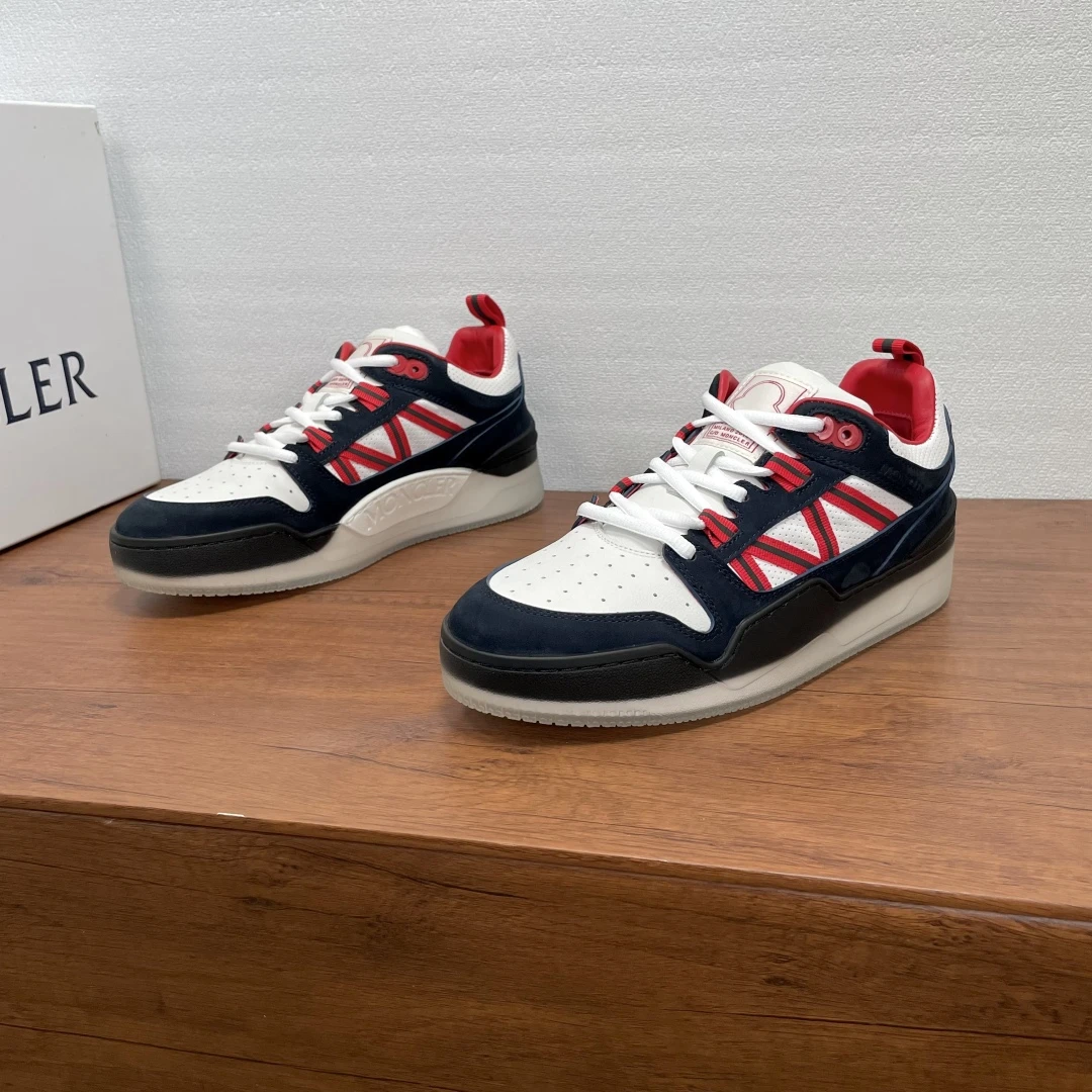 Moncler Sneakers — f33dd2d9
