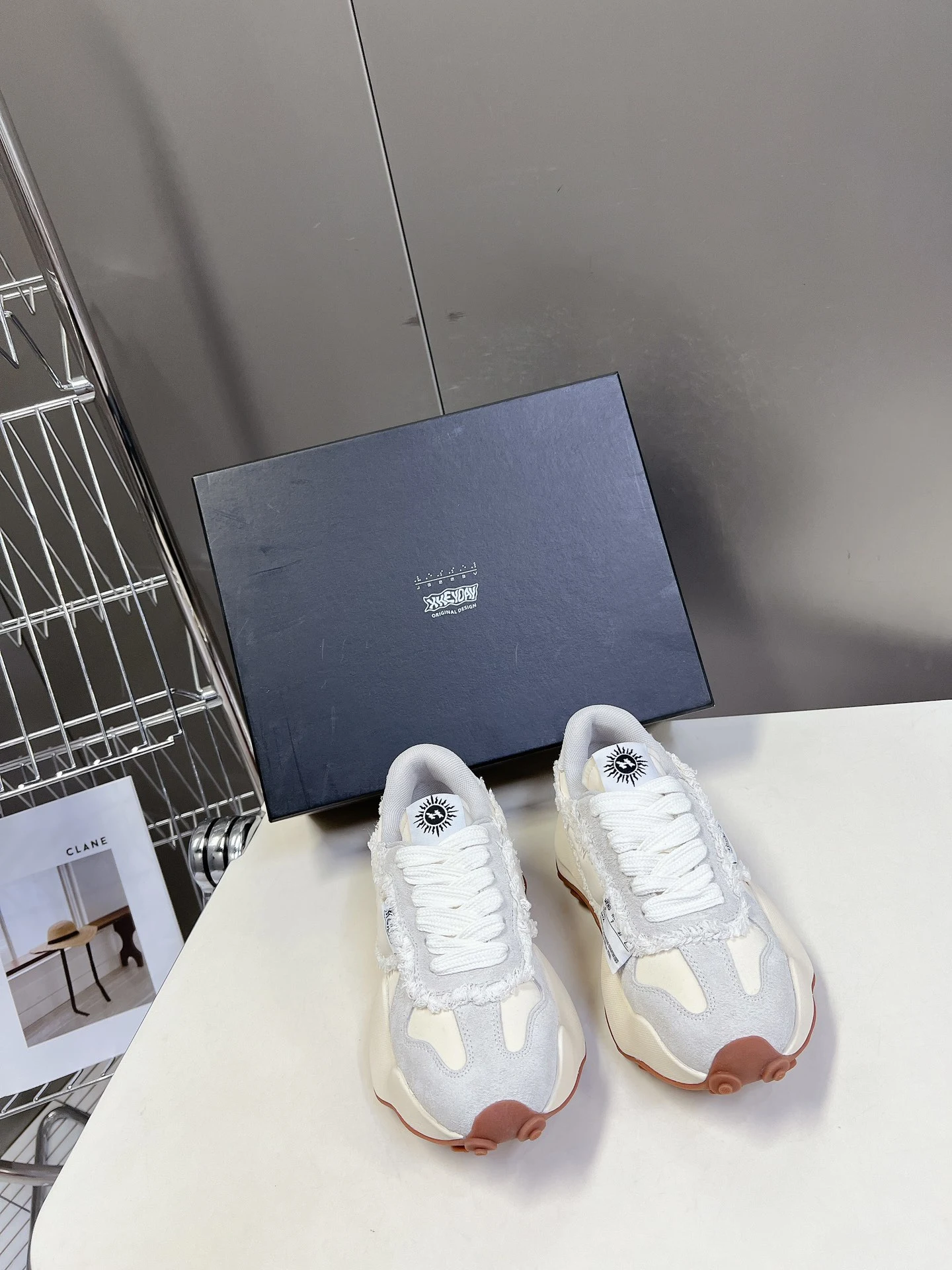 XVESSEL Sneakers — 4d952d7b