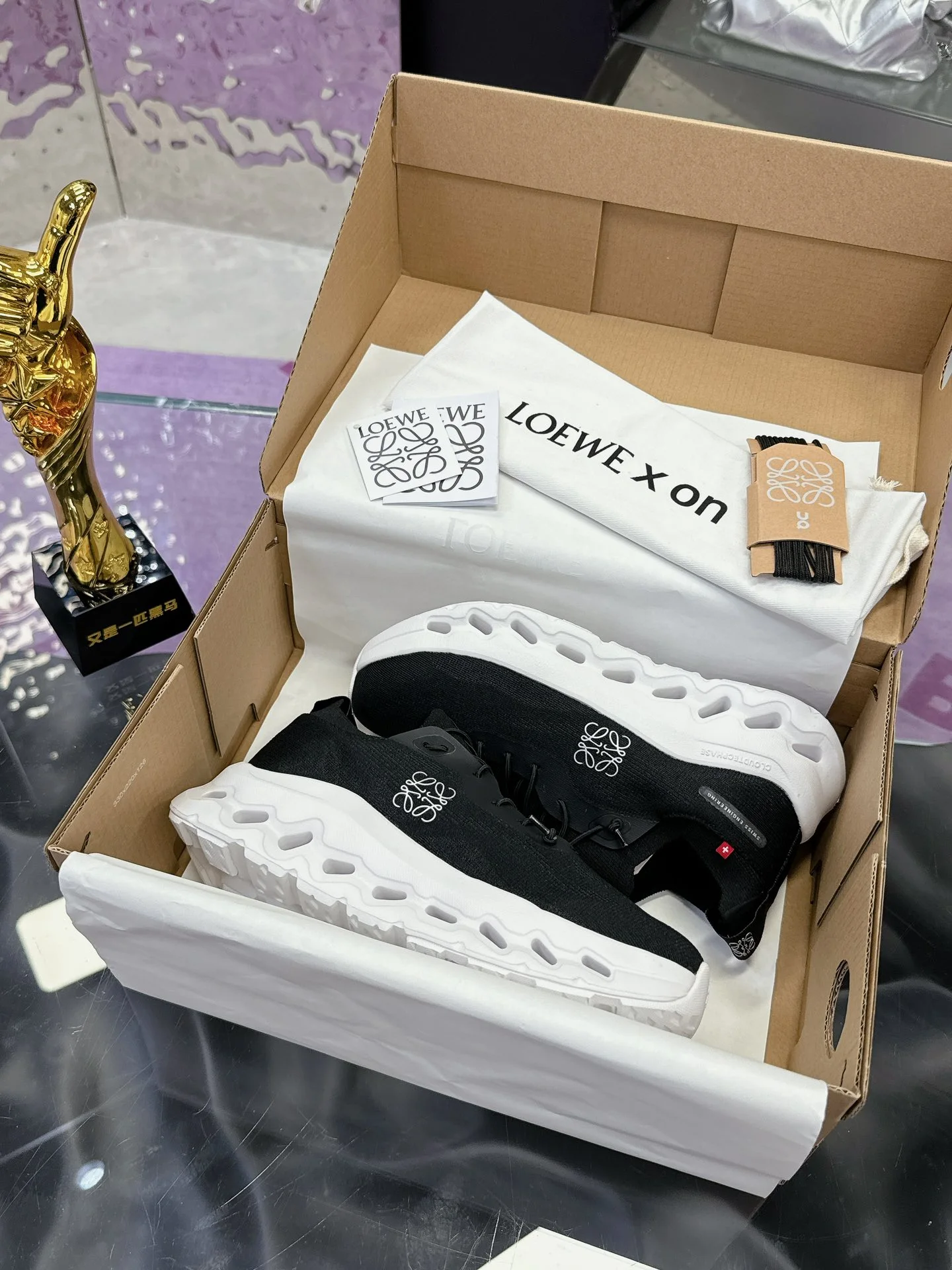 Loewe Sneakers — 0be0d762
