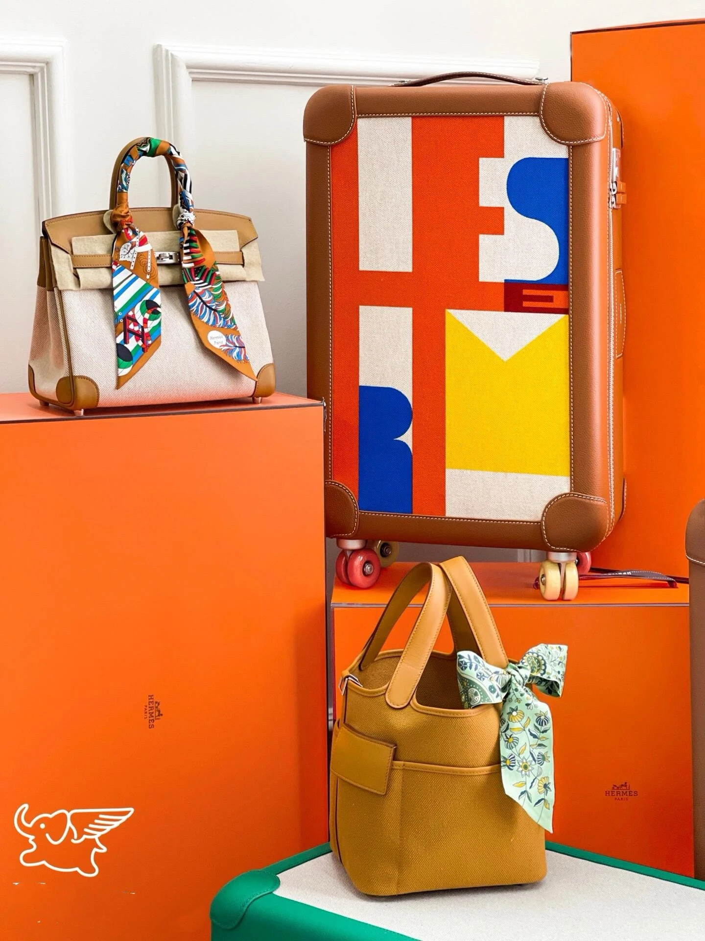 Luggage — 9d7fa1c8