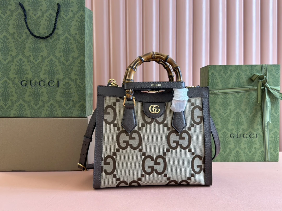 Gucci Bag — 8cc2dfd9