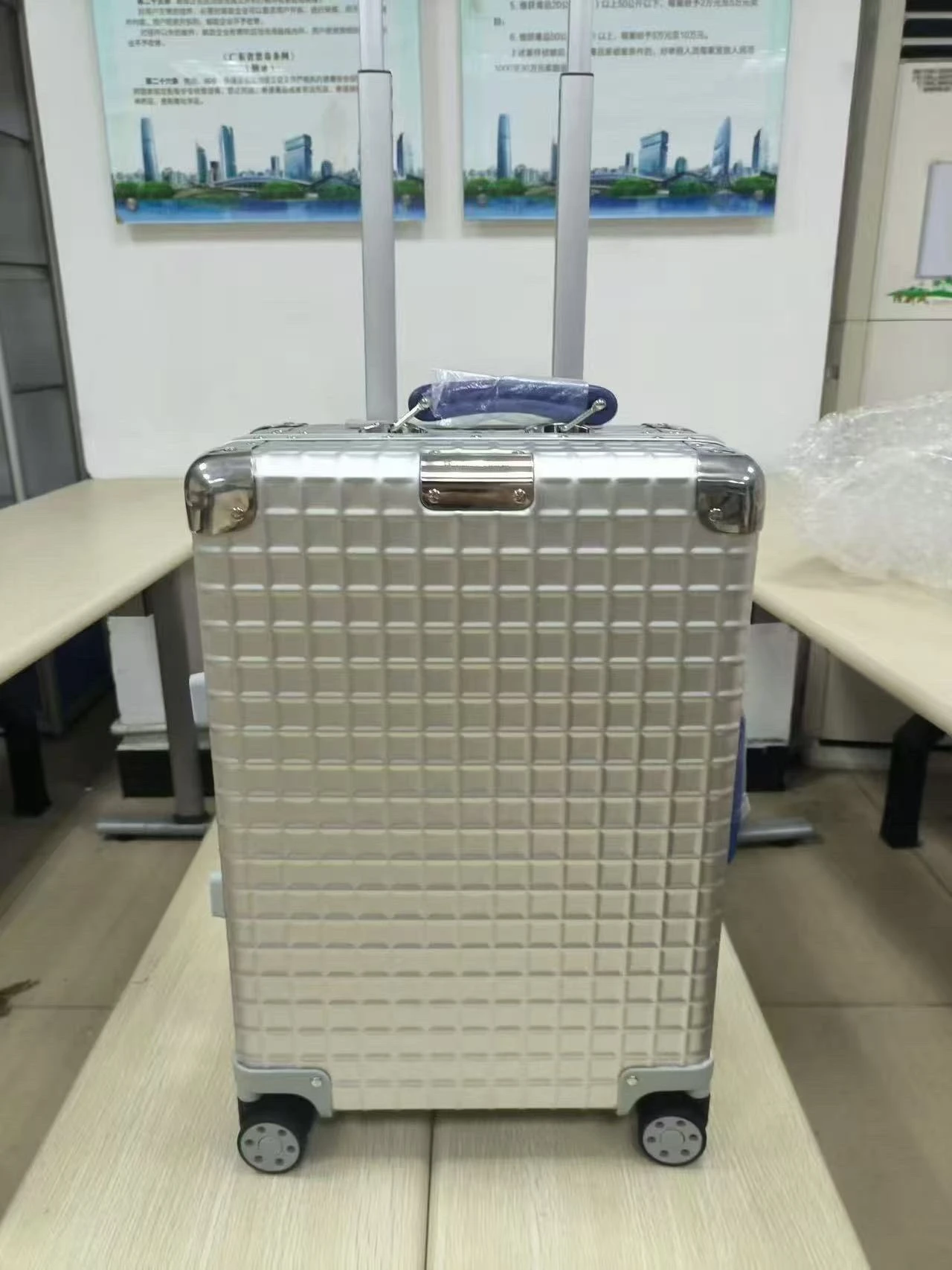 Rimowa Luggage — 845d1e75