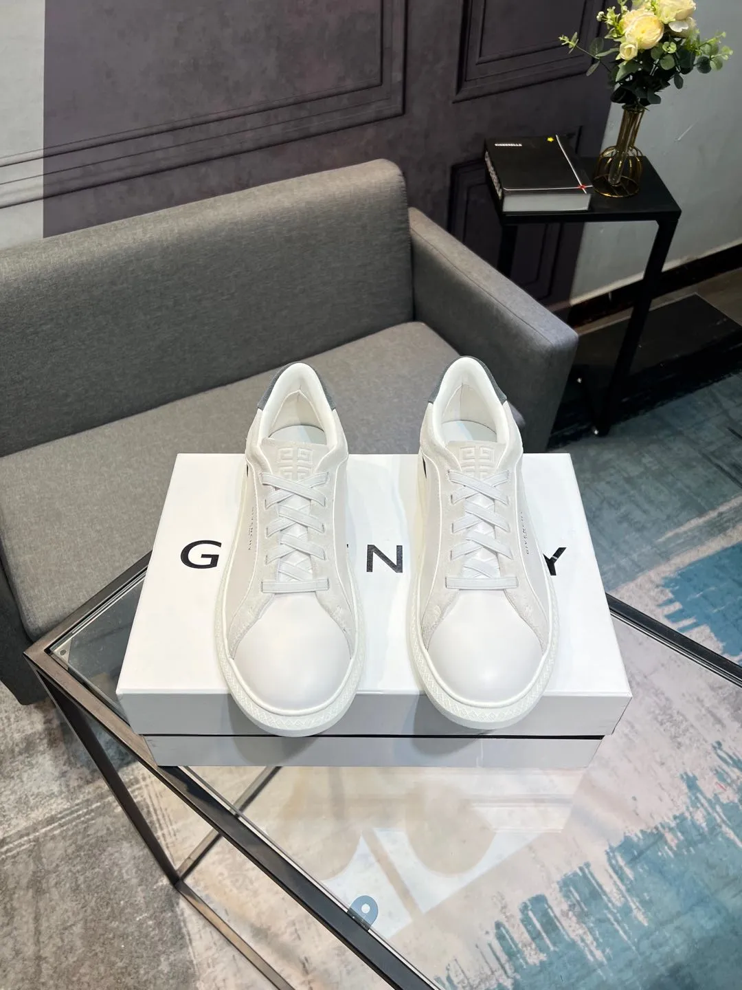 Givenchy Sneakers — 91ded19f