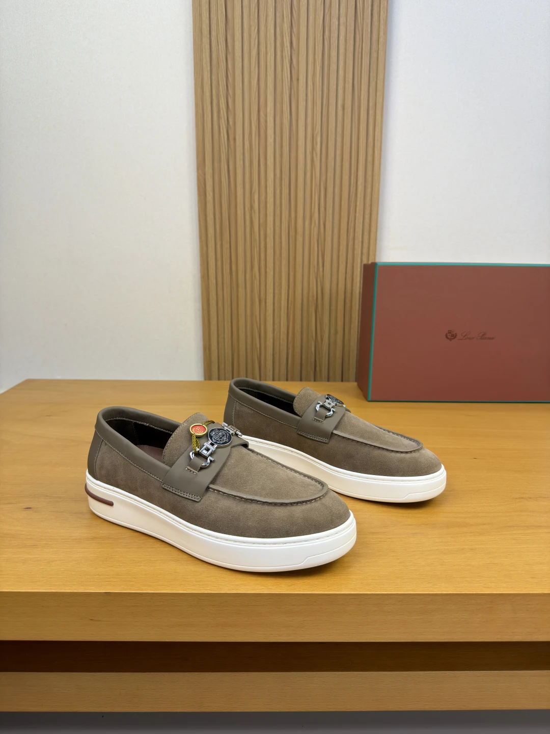 Loro Piana Sneakers — e07f7083