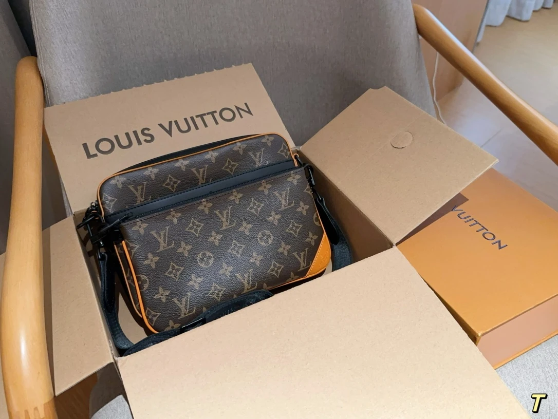 Louis Vuitton Bag — 212416bd