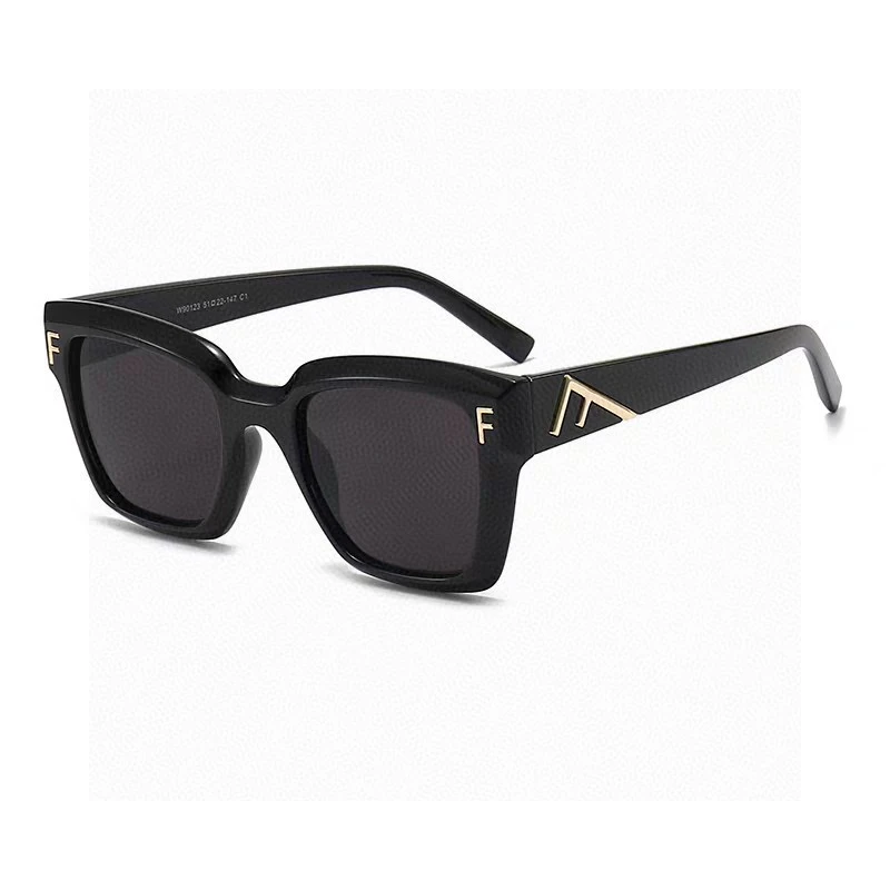 Fendi Eyewear — fcb7ca16